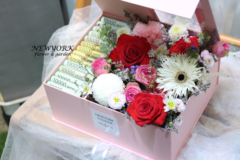 3067863498_TJz5u6w8_acae38d9d4f4d21455405855cc7e217d299668af.jpg 이미지크게보기
