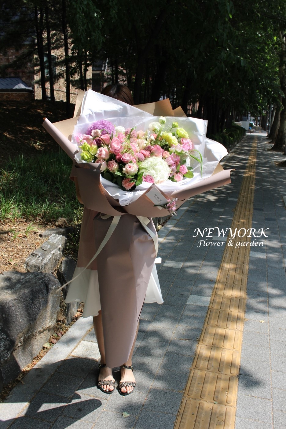 237354136_ocONH6DW_38d7aa420d204a296407f98a41210d8e60836926.jpg 이미지크게보기