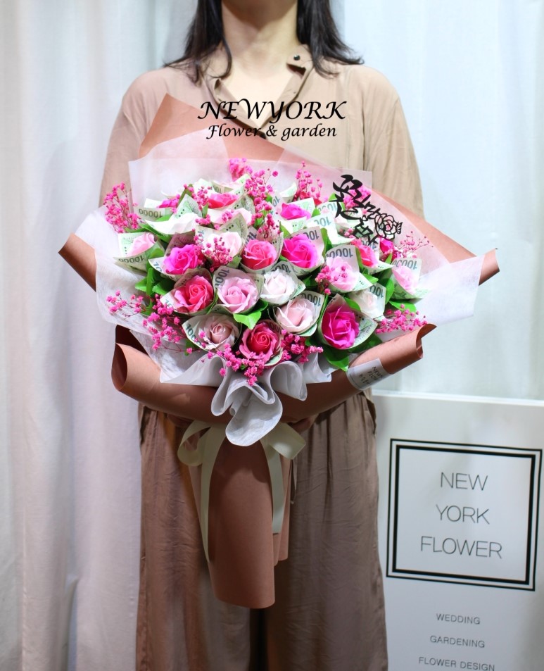3067863498_nArfxgyZ_6d9766f79b05409b6091526d893fb58b7b581749.jpg 이미지크게보기